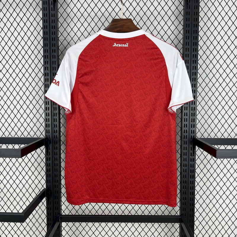 Camisa (Principal) Arsenal 2025/2026 - O Pulso dos Gunners. Versão Torcedor Pro Masculina