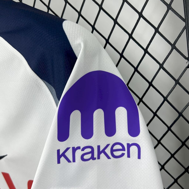 Camisa Oficial do Tottenham Hotspur para a temporada 2025/2026. Versão Torcedor Pro Masculina