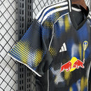 Camisa Leeds United 2025/2026 - Edição Red Bull Versão Torcedor Pro Masculina
