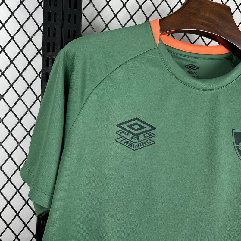 Camisa de Treino Fluminense Umbro 2025/2026 | Verde Escuro | Linha Treinamento Oficial Versão Pro.