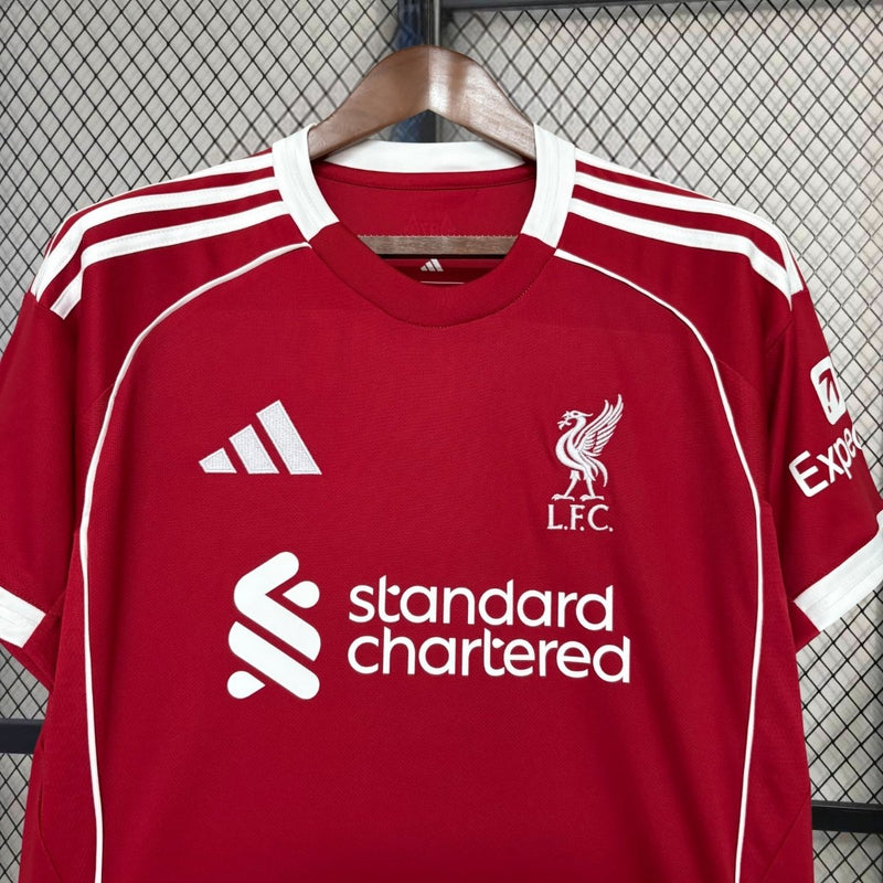 Camisa Titular do Liverpool FC para a Temporada 2025/2026. Adidas.! Versão Torcedor Pro Masculina