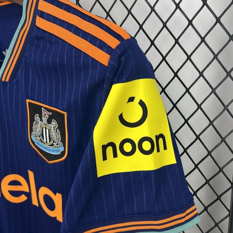 Camisa Newcastle Third 25/26 Azul Marinho Adidas Retrô