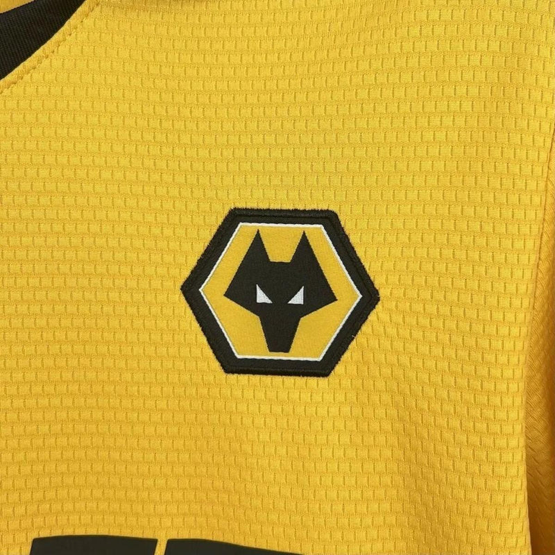 Camisa Wolverhampton Wanderers Home 25/26 Dourada SUDU | Clássico e Elegante