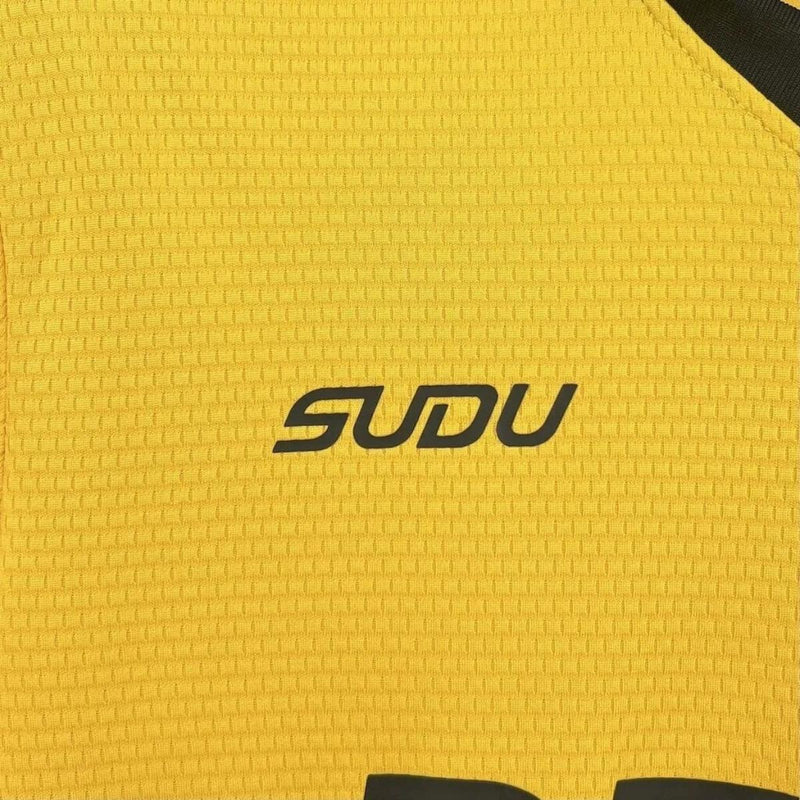 Camisa Wolverhampton Wanderers Home 25/26 Dourada SUDU | Clássico e Elegante