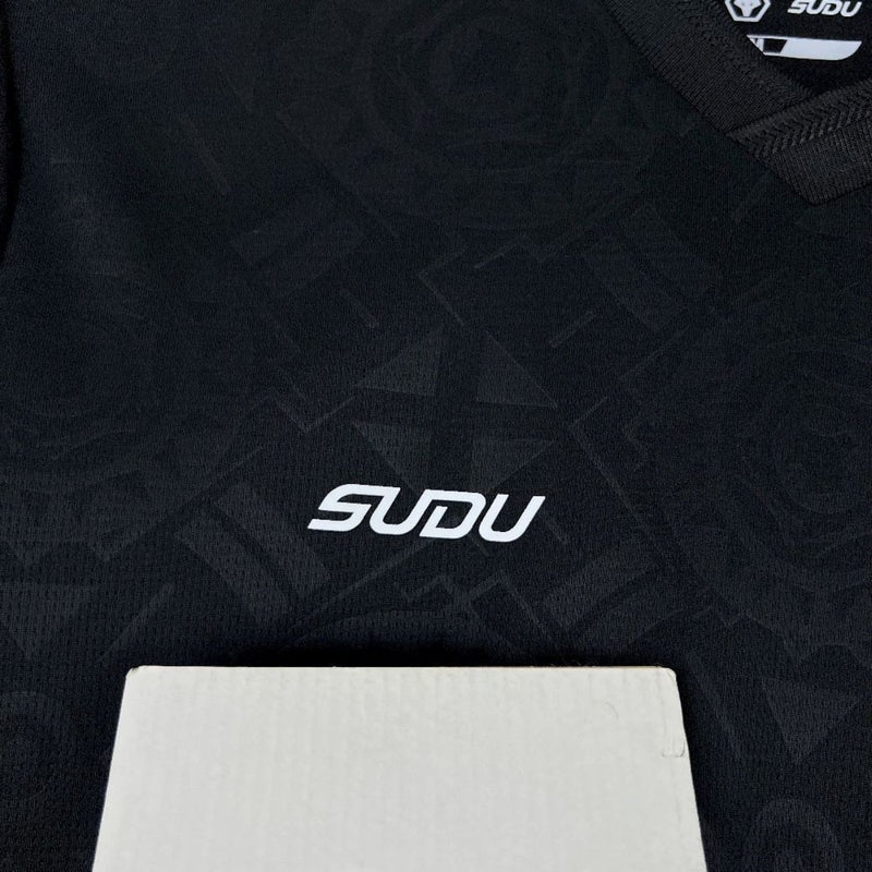 Camisa Wolverhampton Wanderers Away/Third 25/26 Preta SUDU | Estilo Blackout