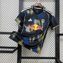Camisa Leeds United 2025/2026 - Edição Red Bull Versão Torcedor Pro Masculina